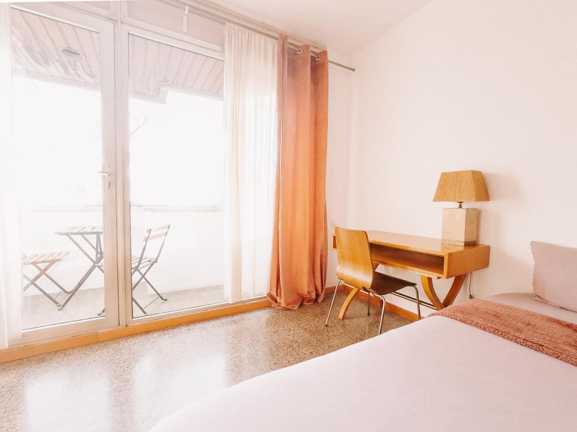 Lovely Rooms In Shared Apartment Gracia Neighborhood Barcelona Buitenkant foto